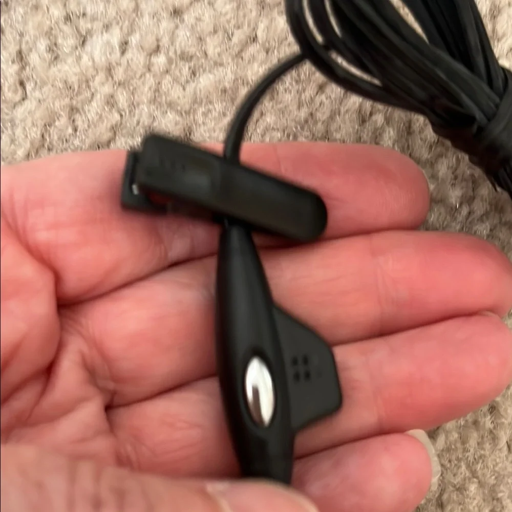 Black Wired Earbud with Microphone NWOT